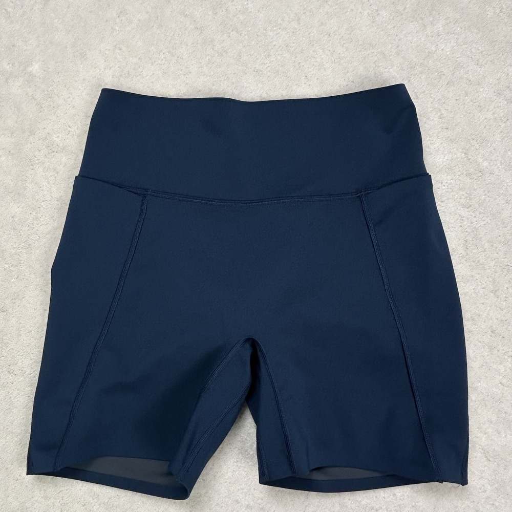 Nike Universa 5" High Rise Navy Biker Shorts Women's Small HQ6832-478